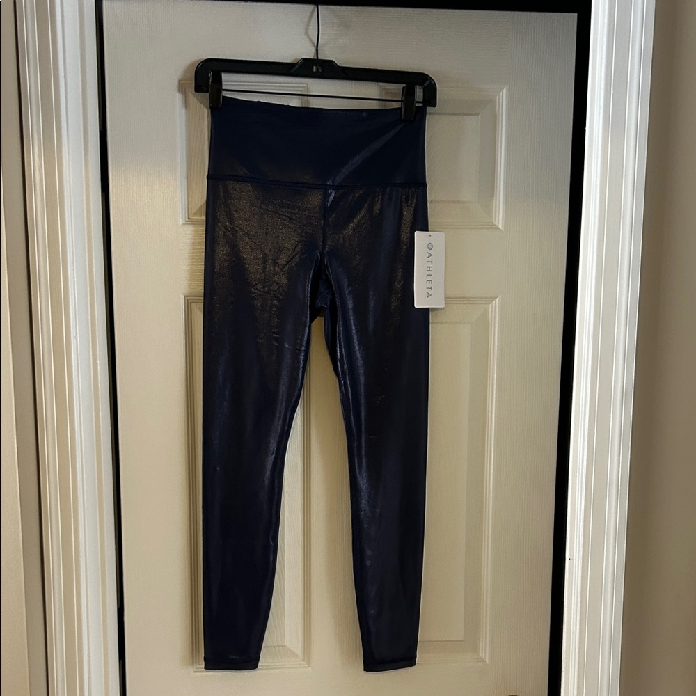 Athleta elation shine tight, NWT size S